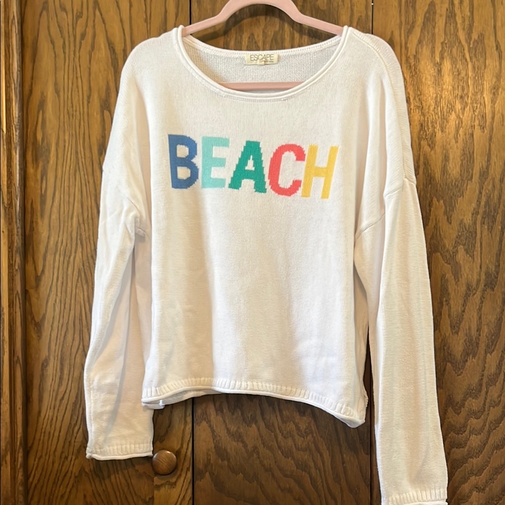 White Beach Graphic Sweater